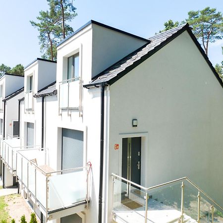 Komfortowy Apartament Dwupoziomowy W Cichej Okolicy Pobierowo Esterno foto